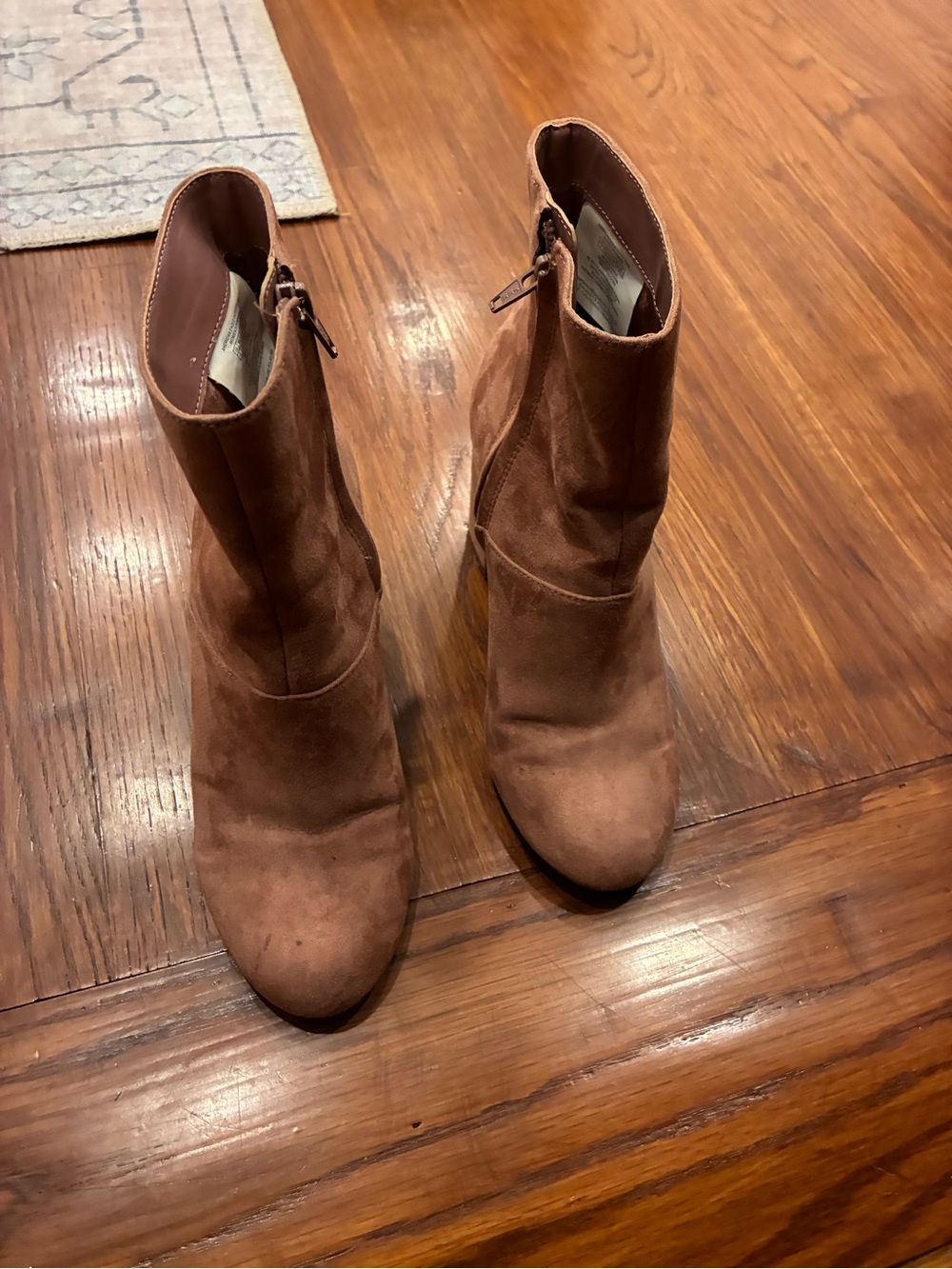 American Eagle Women’s Suede Ankle Boots - Rose Brown